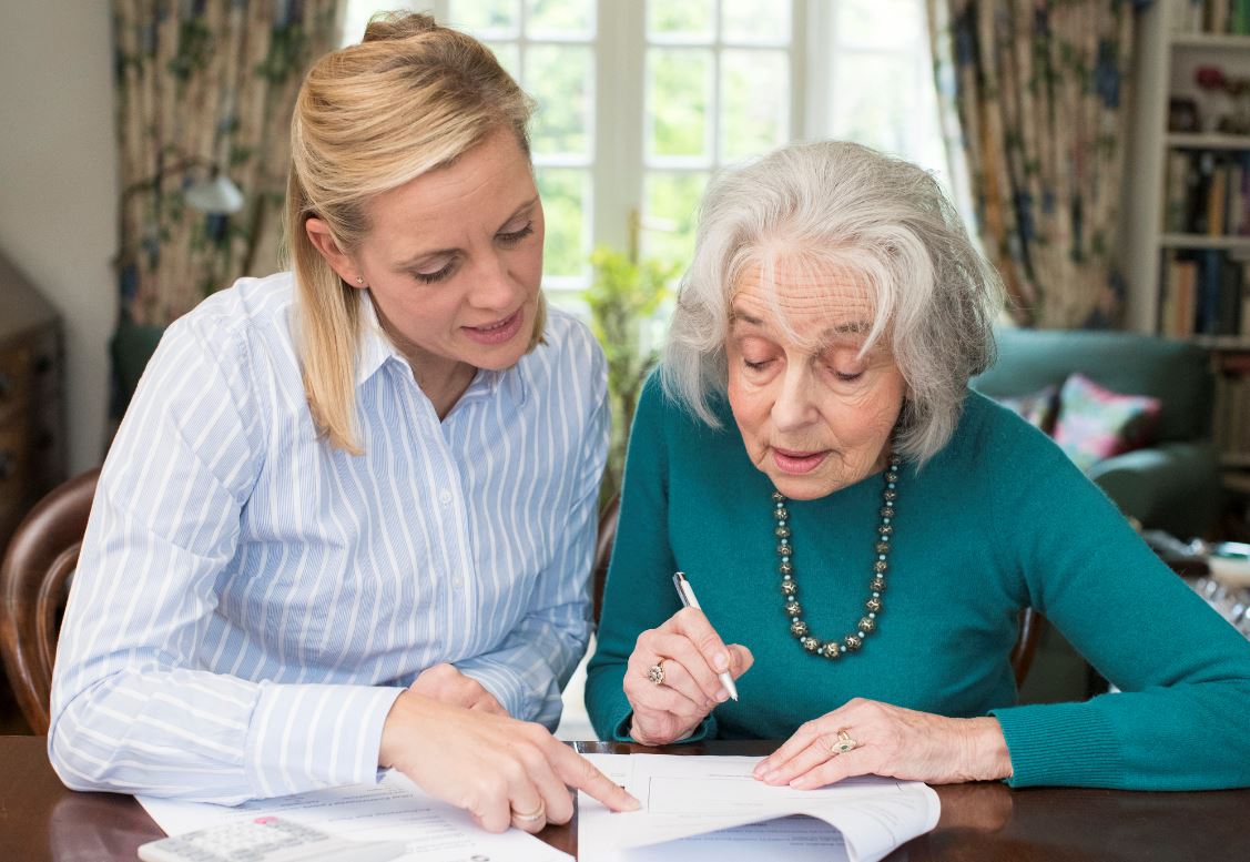 Dame de-compagnie-aide